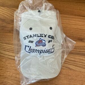 NEW 2001 Stanley Cup Avalanche winner hat adjustable